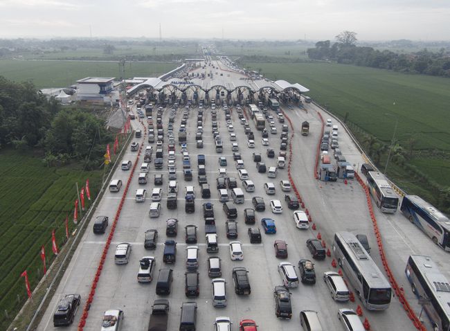 Gerbang Tol Otomatis Palimanan Alami Gangguan 