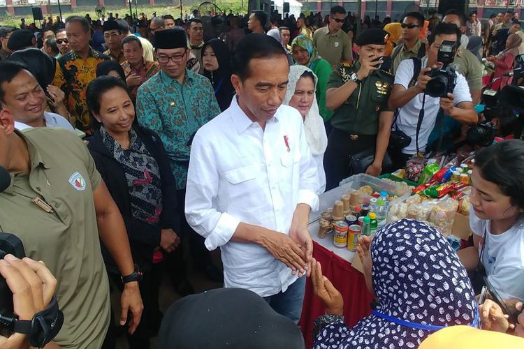 Kepuasan Kinerja Jokowi Tak Berbanding Lurus dengan Elektabilitas, Apa Sebabnya? 