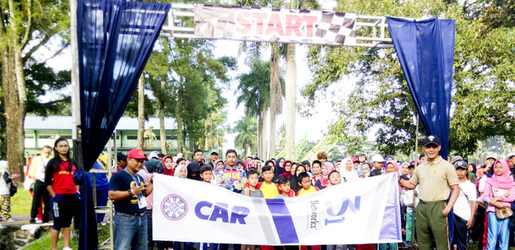Ribuan Mitra CAR 3i Networks Ikuti Jalan Sehat di Raider 300 Cianjur