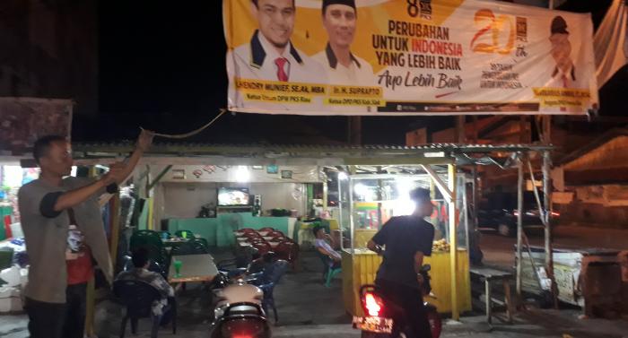 Penertiban Banner Baliho Diduga Pencitraan 