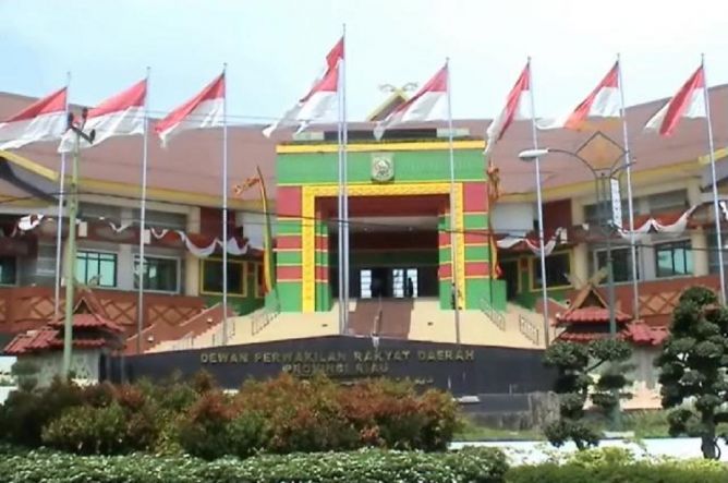 Surati Gubri, Dewan Minta Segera Dikirimkan Nama-Nama Cawagub