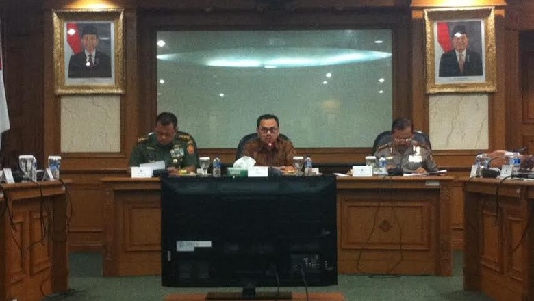 Indonesia Darurat Asap, Masyarakat Diajak Ikut Padamkan Titik Api