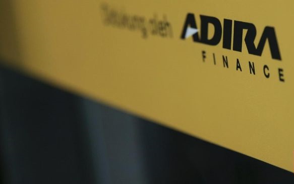 Adira Sangsi Manfaatkan DP Nol Persen Mobil dan Motor