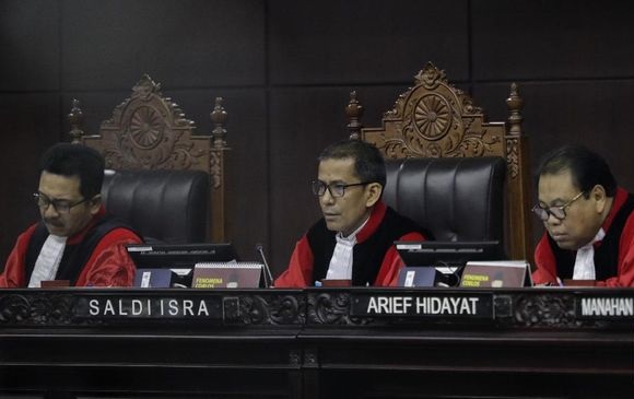 MK Minta Tim Prabowo Perbaiki Alat Bukti hingga Pukul 12.00 