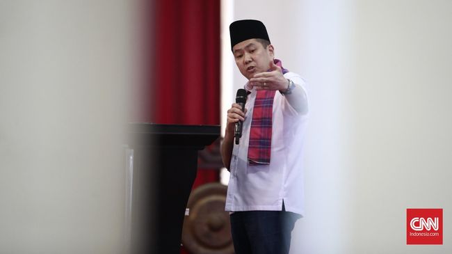 PT Mobile-8 Telecom Tbk diduga memalsukan bukti transaksi dengan Jaya Nusantara senilai Rp80 miliar 