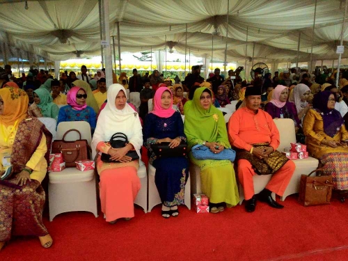 Dekranasda Kuansing Hadiri Festival Pesona Budaya Minangkabau