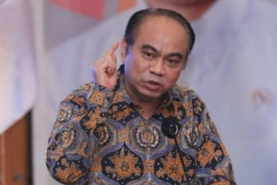 Peringatan Keras Menkominfo Budi Arie Setiadi. 