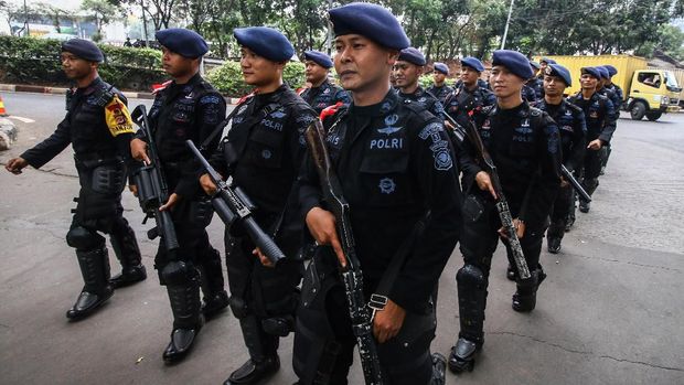 Pelantikan Jokowi: Dulu Diarak Rakyat, Kini Dijaga Aparat 