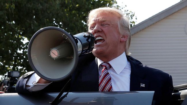 Trump Diduga Pakai Dana Amal untuk Sengketa Hukum 