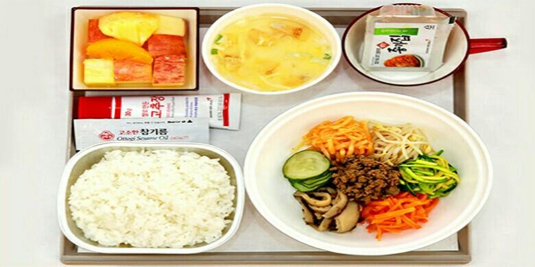 Menu Serba Korea, Ini Maskapai Kelas Ekonomi dengan Katering Terbaik di Dunia 