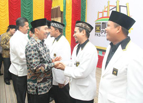 Syamsuar Bangga Putera Siak Pimpin PKS Riau.