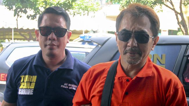 Kesehatan Gatot Brajamusti Memburuk, Polisi Tunda Pemeriksaan 