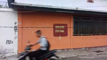 Warga Inhil Keluhkan Kabel PLN Bahayakan Pengguna Jalan 