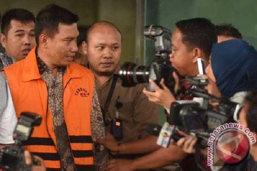 KPK: Alasan Perpanjang Masa Tahanan Suparman dan Johar Firdaus Karena Tak Lengkap Alat Bukti 