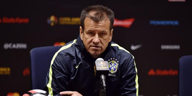 Brasil Gagal, Dunga Pun Tersingkir