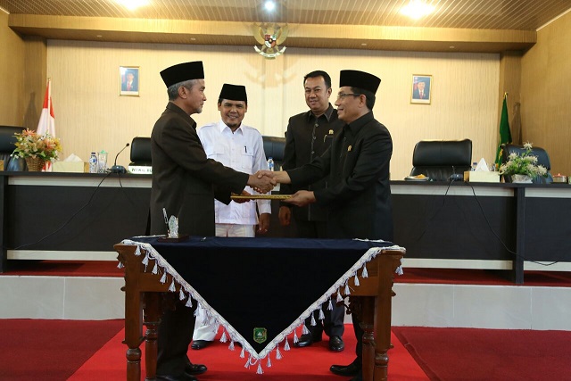 DPRD Tetapkan 16 Dinas 4 Badan Baru di Pemkab Meranti