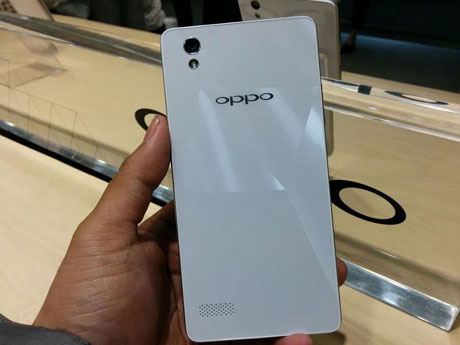 Oppo Mirror 5 & R7 Lite Siap Bertarung di Kelas Menengah