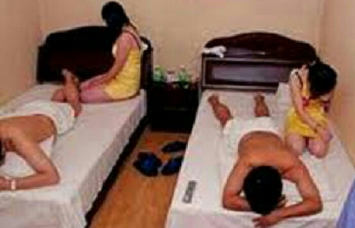 Dissos Pekanbaru Serahkan Pekerja Pijat Esek-esek Usia Dini ke RPTC Riau 