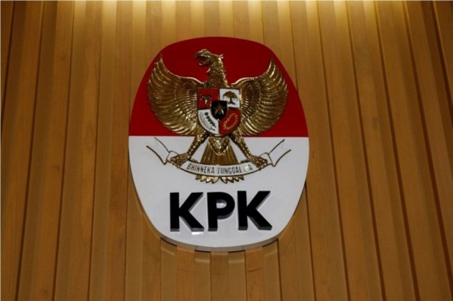 Penahanan Lima Tersangka Suap Telekomunikasi Diperpanjang 