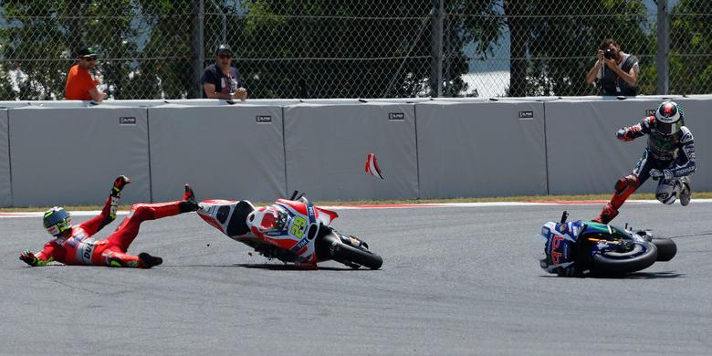 Lorenzo Geram pada Iannone