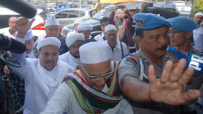 Kini Polisi Cari Alternatif Lain Pulangkan Rizeq dari Arab 