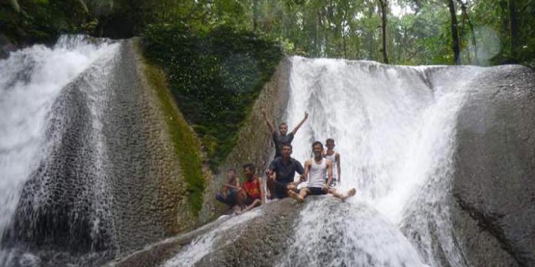 Mari Nikmati Sejuknya Air Terjun Tujuh Bidadari 