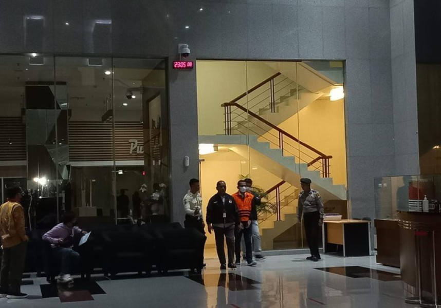 Bupati Meranti Ditahan KPK