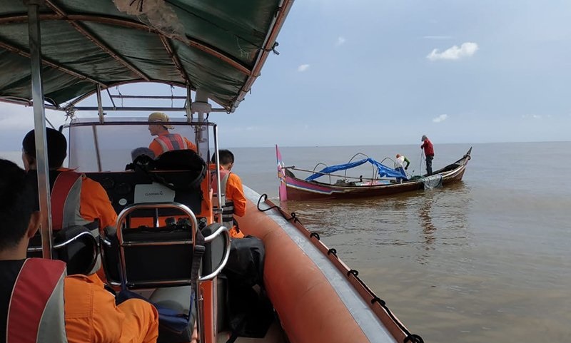 Nelayan Riau hilang setelah tersambar petir, Tim SAR lakukan pencarian