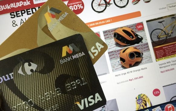 Wajib Lapor Pajak Batal, Aksi Gesek Kartu Kredit Balik Normal