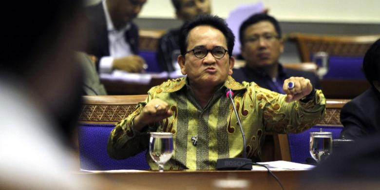 Senin, Ruhut Dipanggil MKD