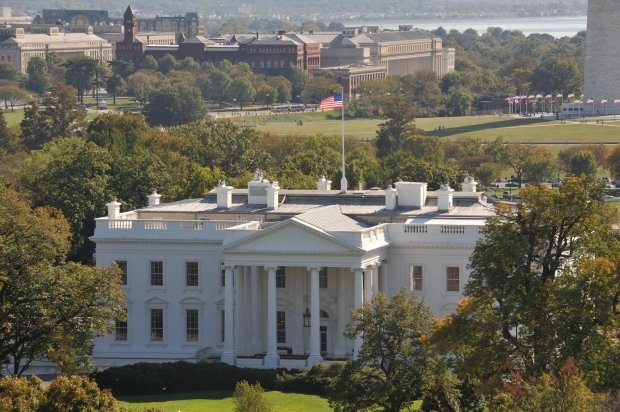 Trump Hentikan Tradisi Buka Puasa Bersama di Gedung Putih 