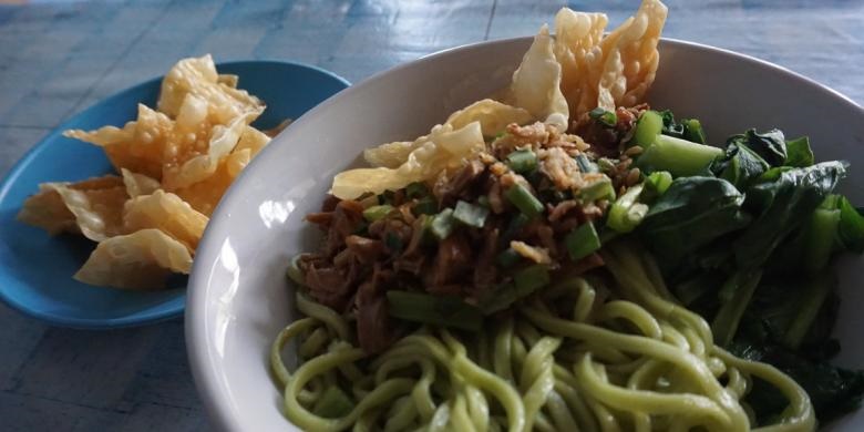 Menikmati Seporsi Mi Kelor di Banyuwangi 