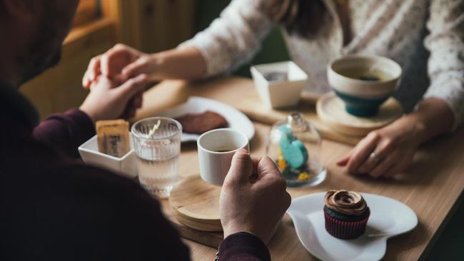 Ide Kencan Romantis Murah di Akhir Pekan