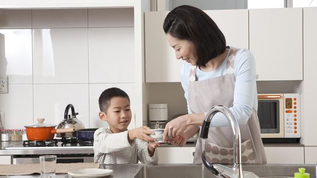 Anak akan Mencontoh Orang Tua 