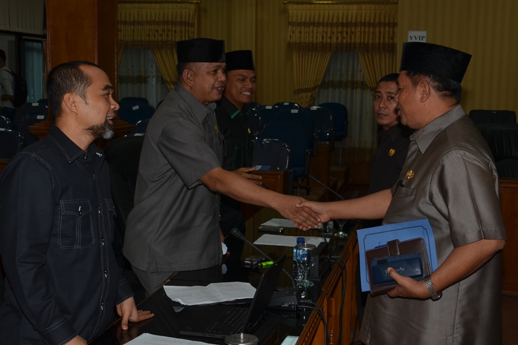 Pemkab Sampaikan Ranperda tentang Pemilihan Kades