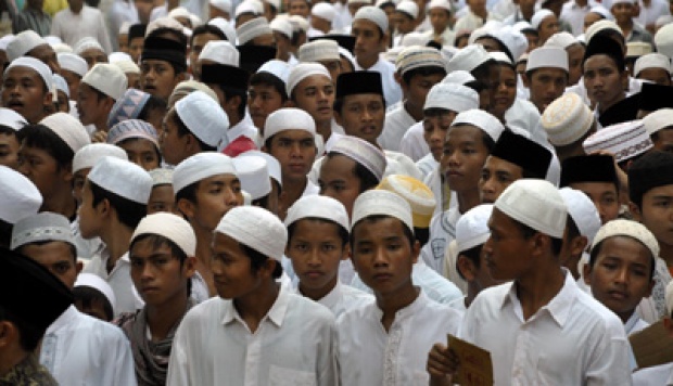 Refleksi Historis dan Tantangan Santri 