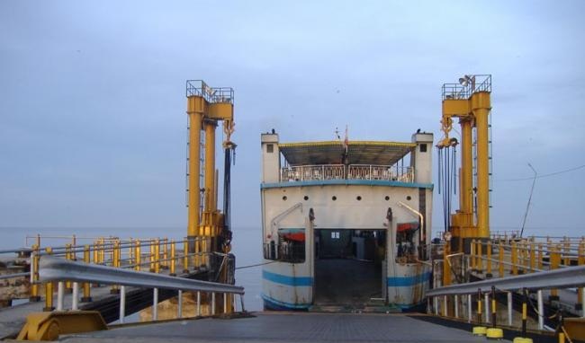 Belum Digunakan, Dermaga II Roro Air Putih Sudah Keropos
