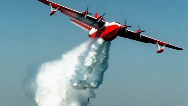 Bucket Pengangkut Air Jatuh dari Helikopter saat Pemadaman Kebakaran Lahan Riau