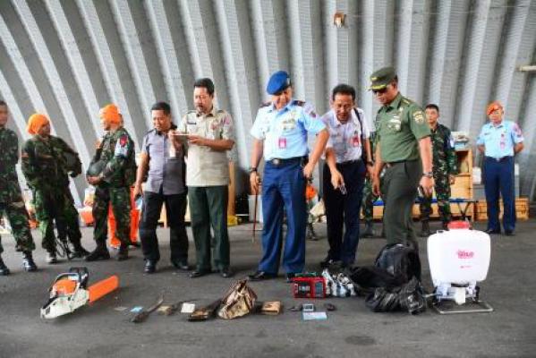 Satgas Karthutla Riau Musnahkan Gubuk Liar di Lokasi Karhutla 