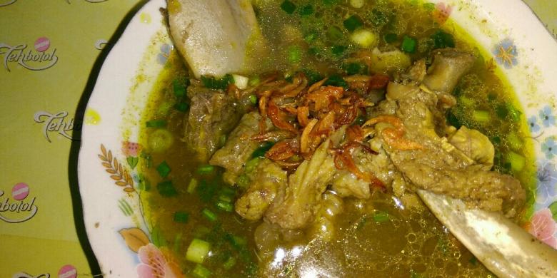 Wisata ke Buton, Jangan Lupa Makan Sop Konro di RM Wangi-Wangi 