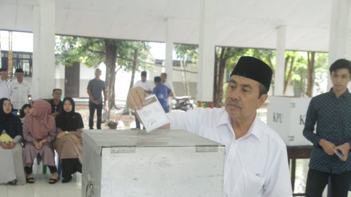 Bukan di Siak, Gubernur Riau Syamsuar akan Nyoblos di TPS Ini Besok