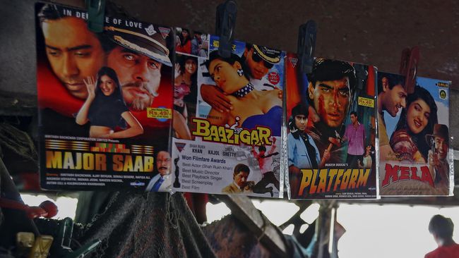 Kashmir Memanas, Pakistan Larang Bioskop Putar Film India 