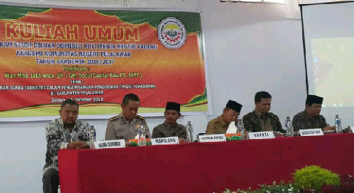 Kuliah Umum Mahasiswa Baru AKNP, Utamakan Soft Skill di Dunia Kerja 