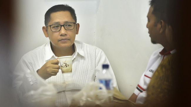 Nazaruddin dan Anas Saling Tuding Tukang Tipu di Persidangan 