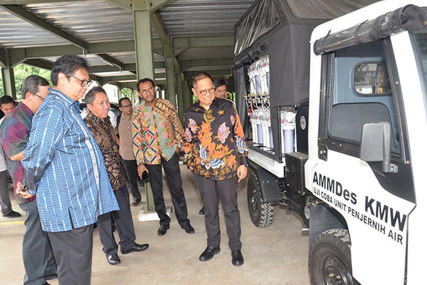 Pemerintah Donasikan 5 Unit AMMDes Penjernih Air untuk Korban Gempa 