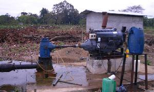 Masyarakat Mandi Pakai Air Keruh 