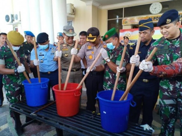 Polres Dumai Musnahkan 3 Kg Sabu