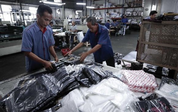 Pengusaha: Aturan Cukai Plastik Bisa Hambat Investasi RI 