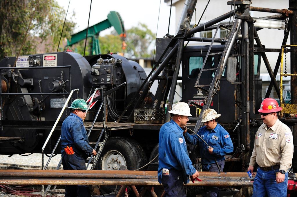 Harga Minyak Sentuh Level Tertinggi