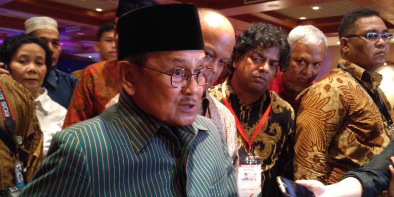 Habibie Minta Masyarakat Tak Bosan Hasilkan Karya